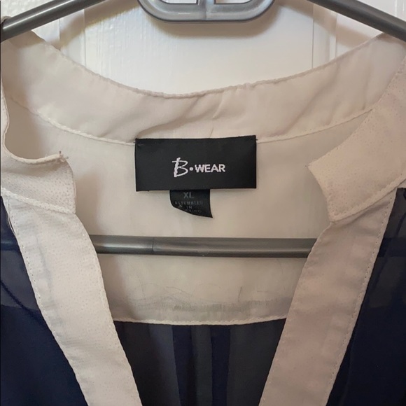 Color Block Blouse - Picture 3 of 5